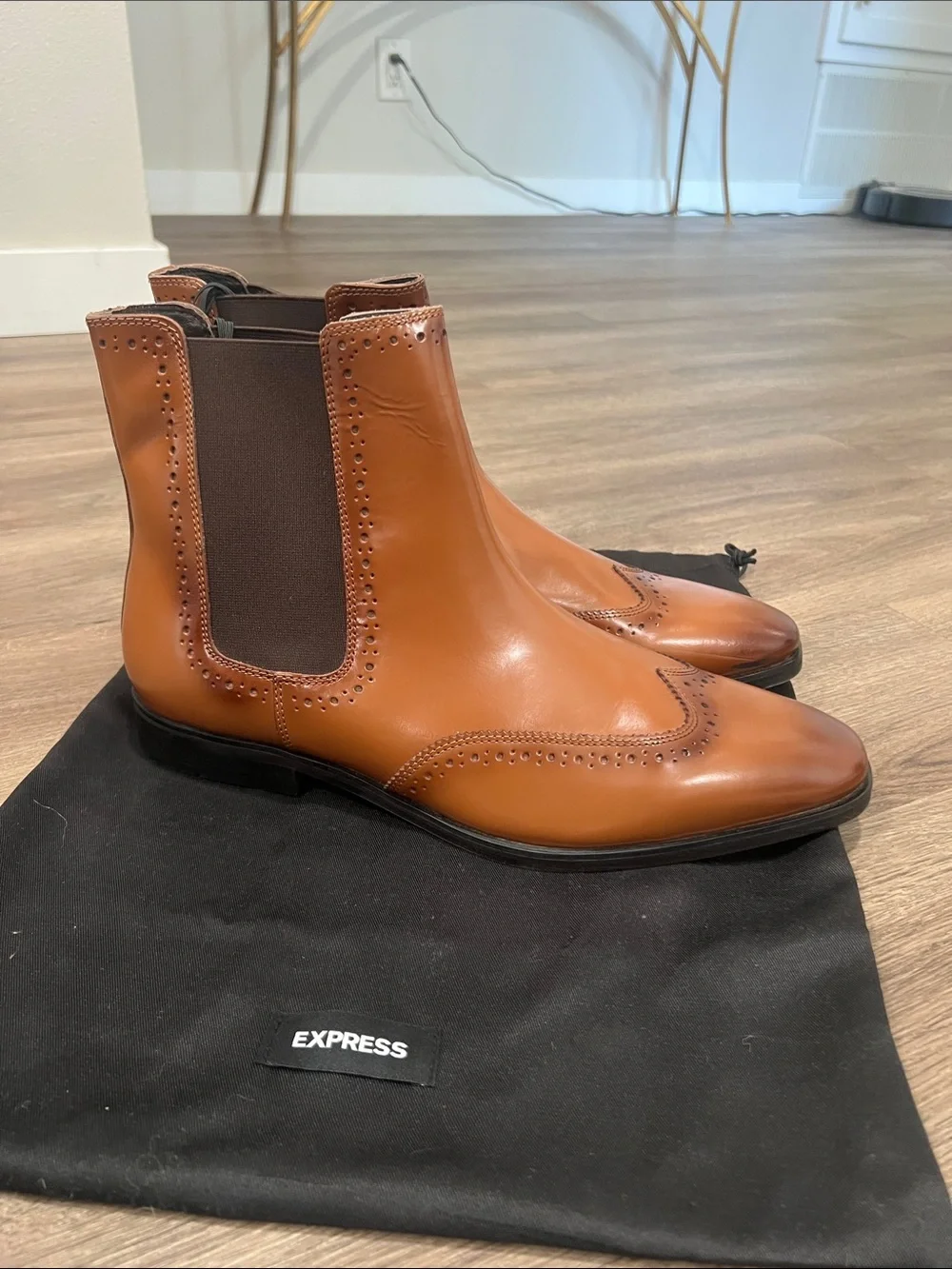Express Men’s Brown Leather Chukka Chelsea Boots